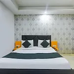 Hotel Kelvish -Airport Pickup Free