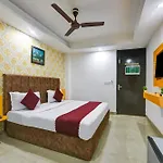 Hotel Kelvish -Airport Pickup Free