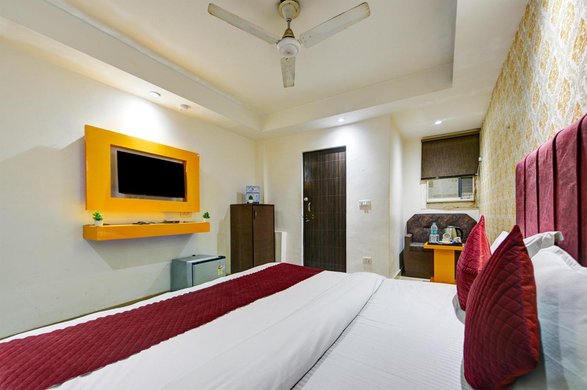 Hotel Kelvish -airport Pickup Free 4*