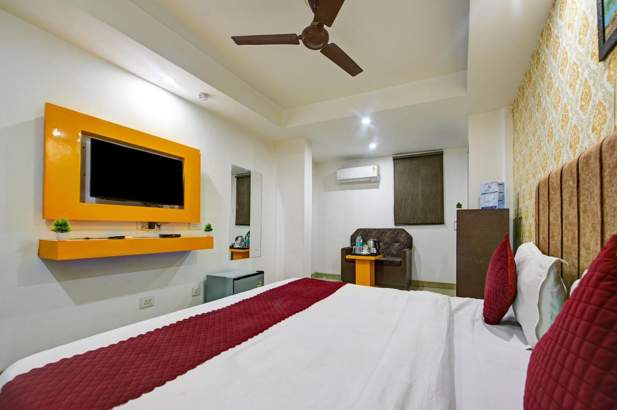 Kelvish -airport Pickup Free New Delhi