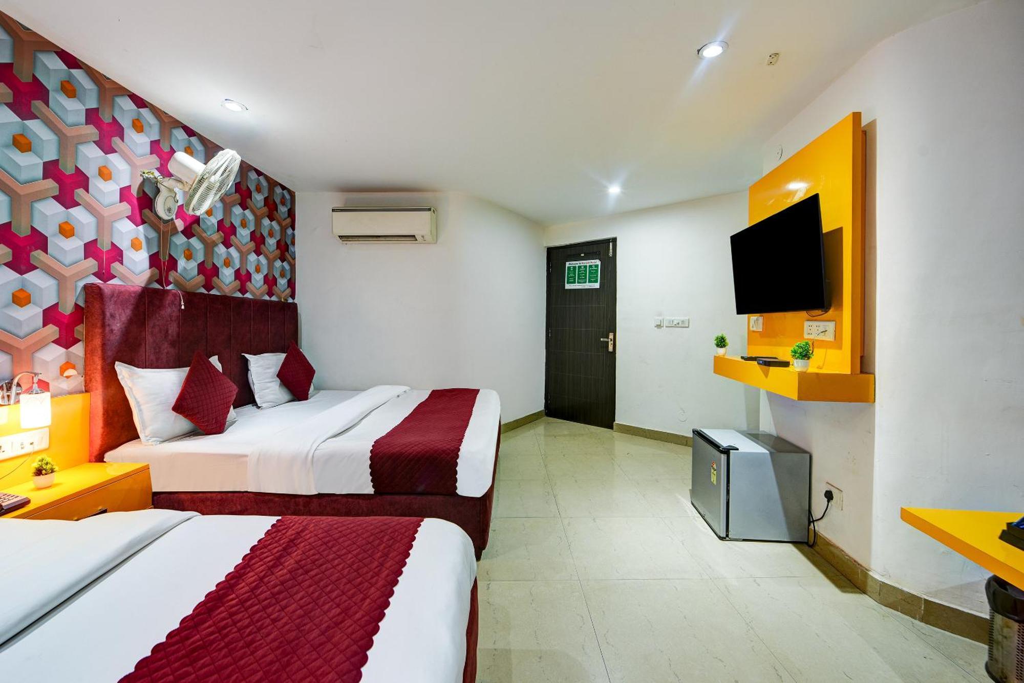 Kelvish -airport Pickup Free New Delhi