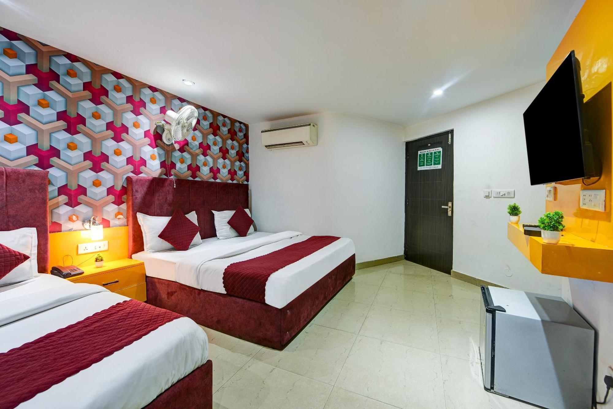 Hotel Kelvish -airport Pickup Free